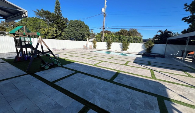 Poolside Retreat Haven close to MIA Airport