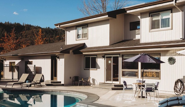 Poolside Retreat W/Sauna Heart of Wine Country