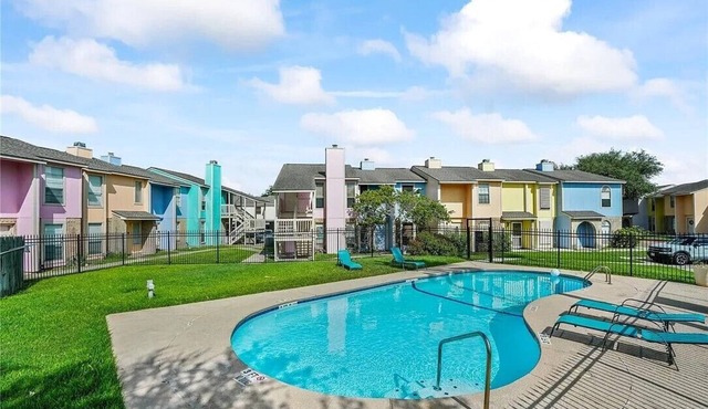 Poolside this Summer at Cozy Gardens Retreat