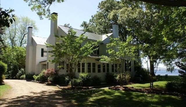 'Pop Castle' Historic Gem on the Rappahannock River