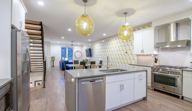 Pop - The Big Fun Townhome - Top Floor Balcony