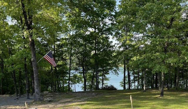 Pope’s Lake Front Paradise