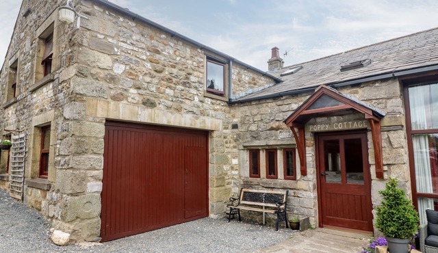 POPPY COTTAGE, family friendly in Horton-In-Ribblesdale