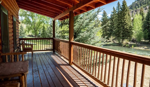 Poppy's Place - Roomy Duplex Sitting Along the Lake Fork of the Gunnison