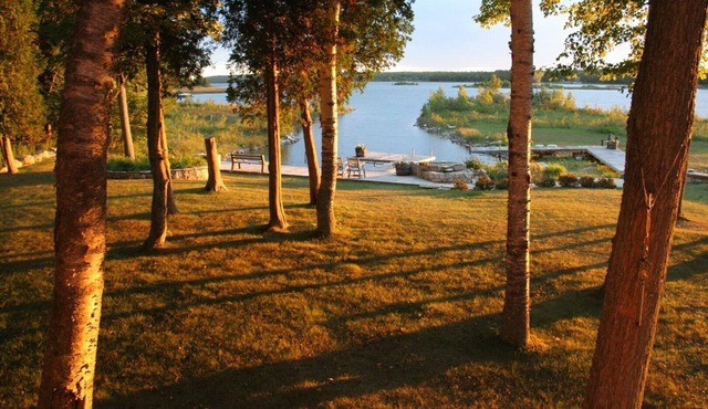 Popular Figenscaus Bay House With Private Dock