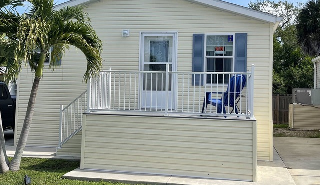 Popular Indian Creek RV Resort 2 bed / 2 bath
