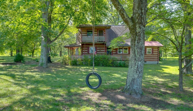 Porch & Fire Pit: Family-Friendly Afton Cabin!
