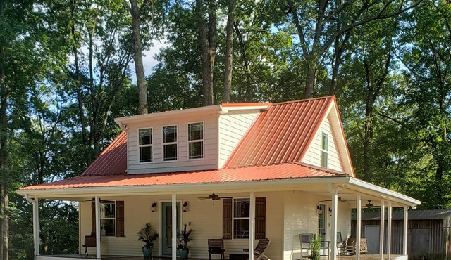 Porchland Cottage -PRACTICALLY NEW HOUSE with Countryside view -pet friendly