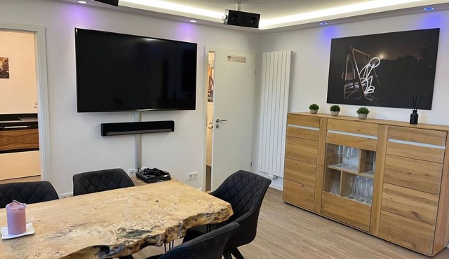 Porschenahe Ferienwohnung für Klang-Liebhaber by Interhome