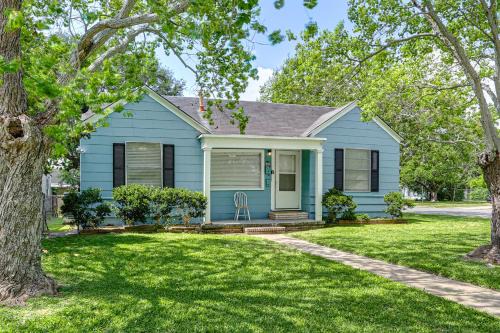 Port Arthur Homebase: Work, Dine & Play!