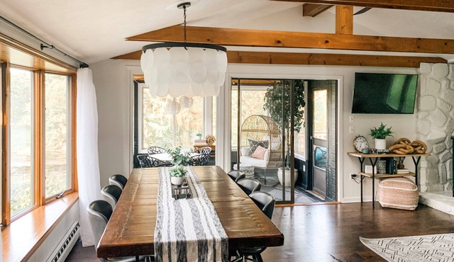 Port Bay Modern Lake House