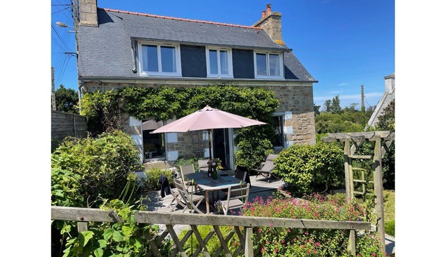 Port-Blanc: Very pretty Breton house 5 minutes' walk from the beach