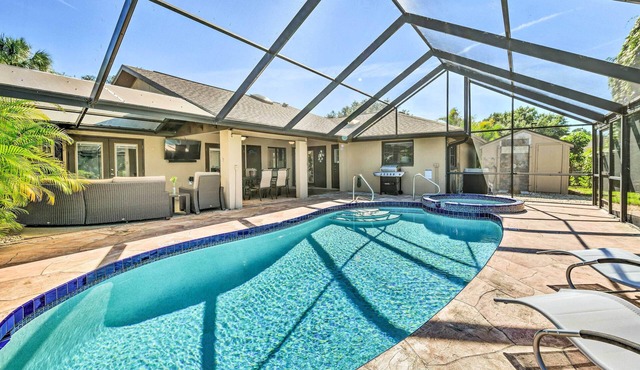 Port Charlotte Retreat w/Heated Pool & Spa!
