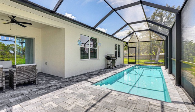 Port Charlotte Home w/Pool: 8 Mi to Beach!