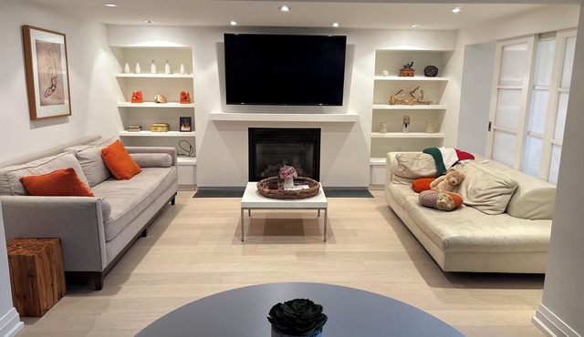 Port Credit - Mineola Cottage