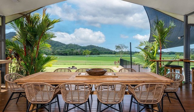 Port Douglas Valley Magic