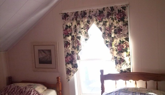 Port Hope Group Vacation Home