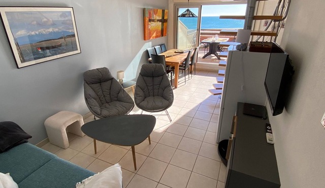 Port Leucate: Air-Conditioned T3 Duplex Apartment, 6 Pers, Sea Facing, Parking