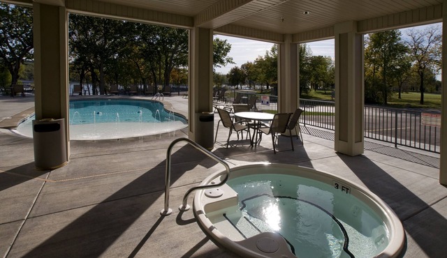 Port of Kimberling Marina & Resort