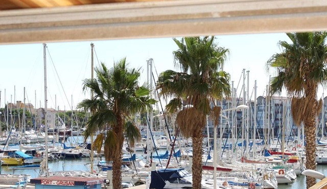 Port View Studio, Terrace, A/C, Parking, Gruissan