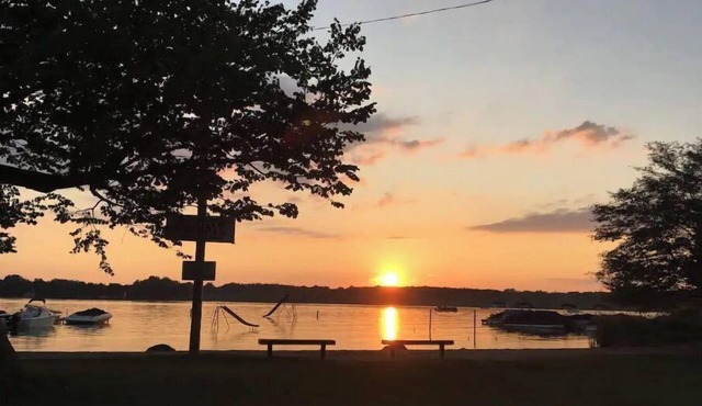 Portage Lake Cottage with an up North feel