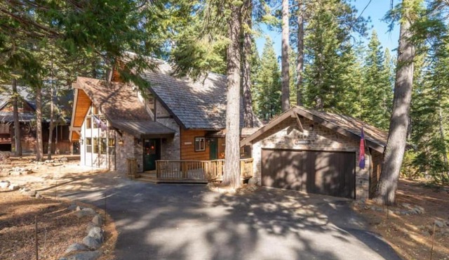 Porter by AvantStay Rustic Modern Oasis In The Of Chamberlands