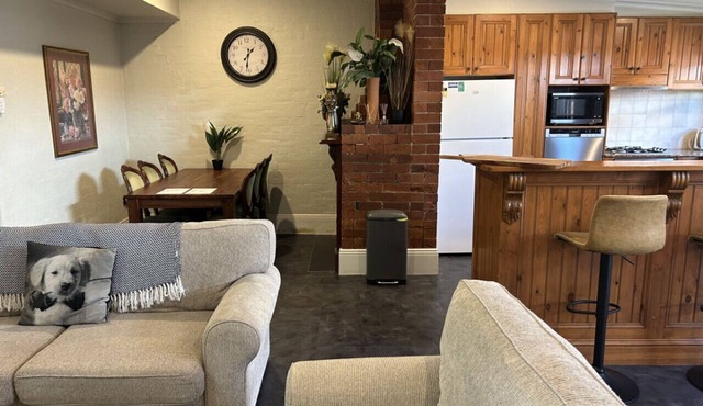 Porters Cottage Grande (two units)