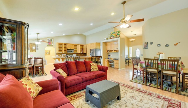 Porterville Getaway w/Patio + Valley Views!