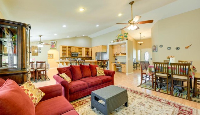 Porterville Getaway w/Patio + Valley Views!