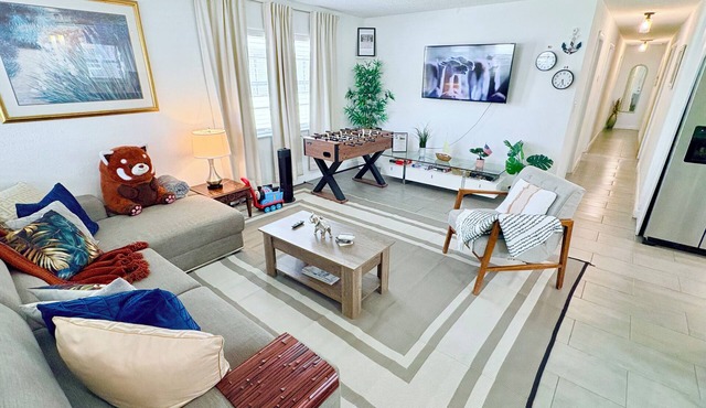 PortHouse close to PortMiami & Wynwood 4BR/2BA/8pp