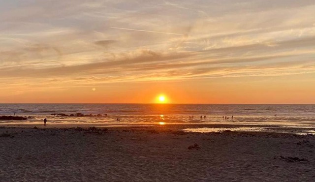 Porthtowan sea-view family holiday home