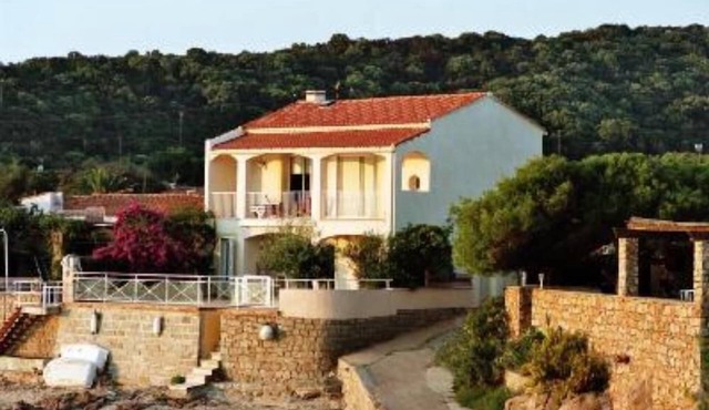 Porticcio: house/villa - 7 rooms - 10 persons