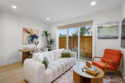 Portland Chic Cottage, Steps to Mississippi Ave