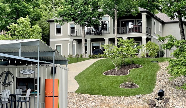 Porto Cima Lakefront Home in calm water cove perfect for Family Fun!
