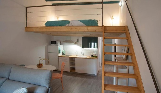 Portolà, 1 apartament
