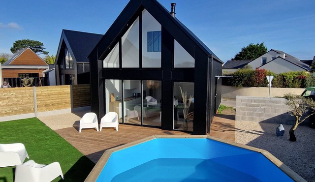 Portsallaise poolside, 300m from the beach