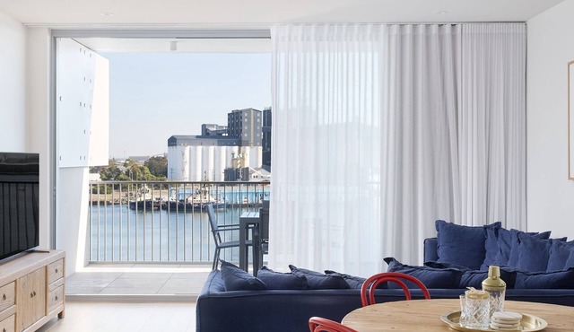 Portside on Honeysuckle