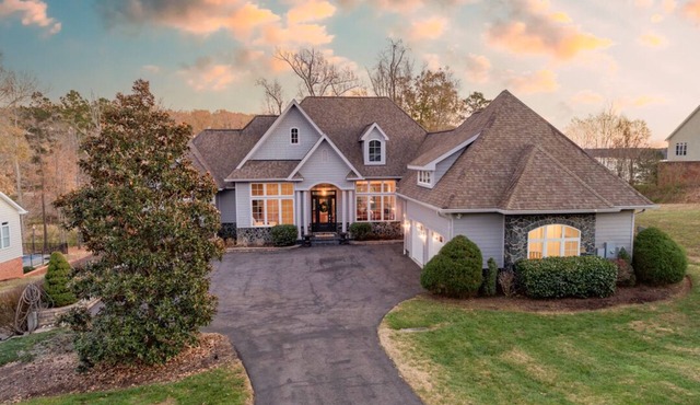 Portside Villa Luxury Rental on Lake Gaston