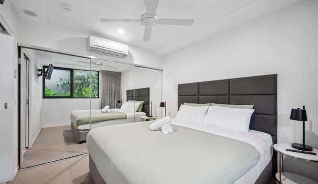 Portside Wharf Retreat | 1-Bedroom King Bed