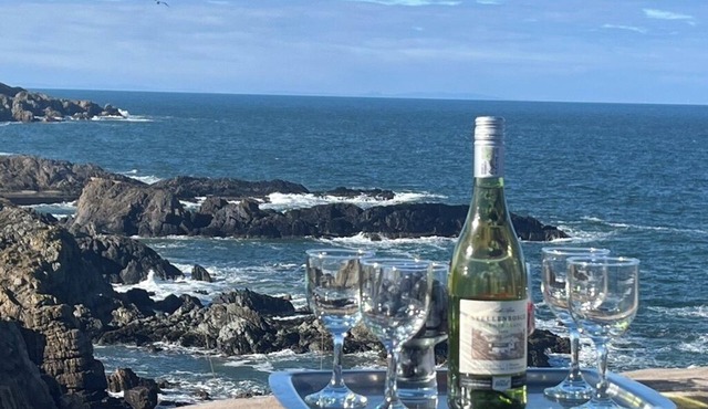 Portsoy, spacious cottage, with fabulous Moray Firth views - sleeps 4