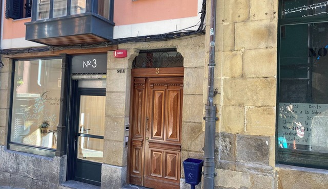 Portugalete apartment in old town