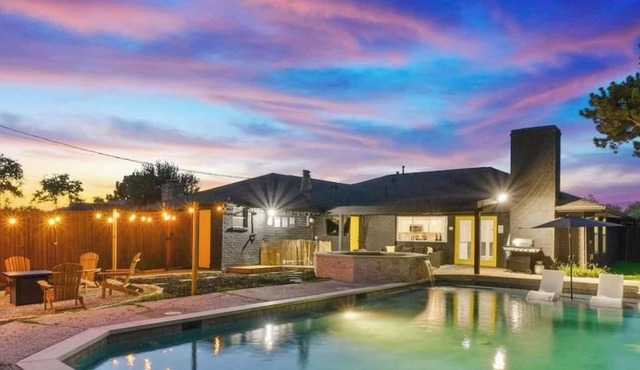 Posh 6BR/3B Home with Pool, Media/Game Room