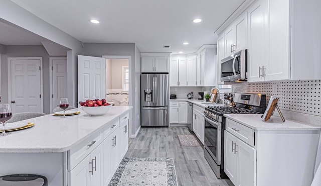 Posh Living Spacious 4-bedroom Duplex in lovely Plainfield