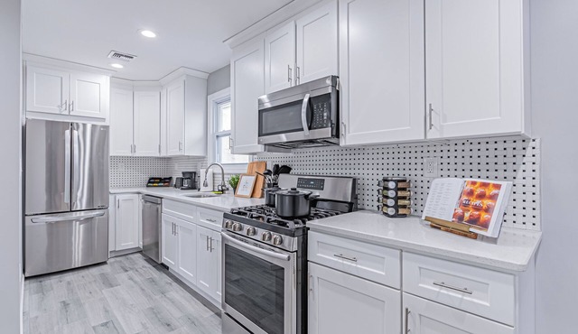 Posh Living Spacious 4-bedroom Duplex Plainfield