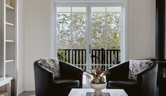 Possums Retreat - Private Spacious Cottage with Hydrotherapy Spa