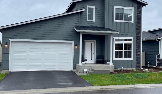 Post Falls Hideaway New 4 Bedroom Home Short Term