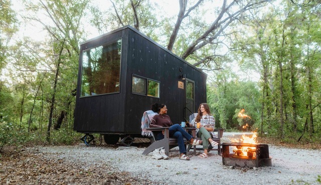 Postcard Cabins Lake Hartwell, Outdoor Collection by Marriott Bonvoy