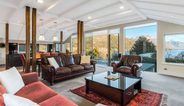 Postcard perfect views - Stewart Lodge Luxury Spa