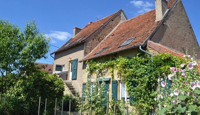 Potager country house in the heart of the Charolais in southern Burgundy