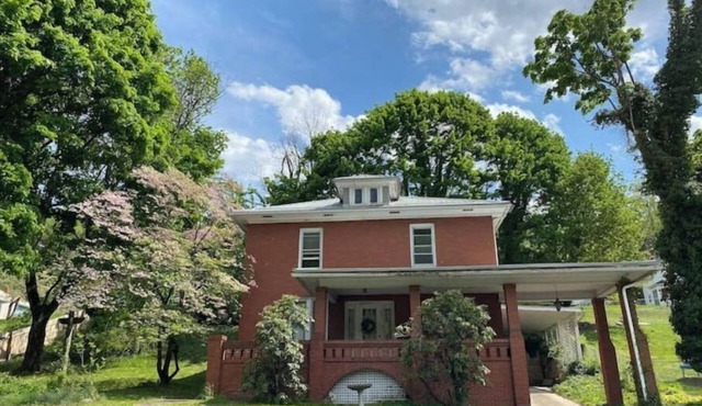 Potential Stay on Greenbrier Drive